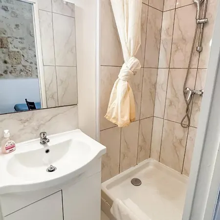 Daire Au Calme Hyper Centre Bordeaux