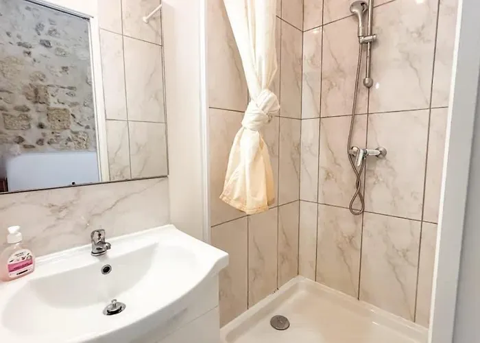 Au Calme Hyper Centre *